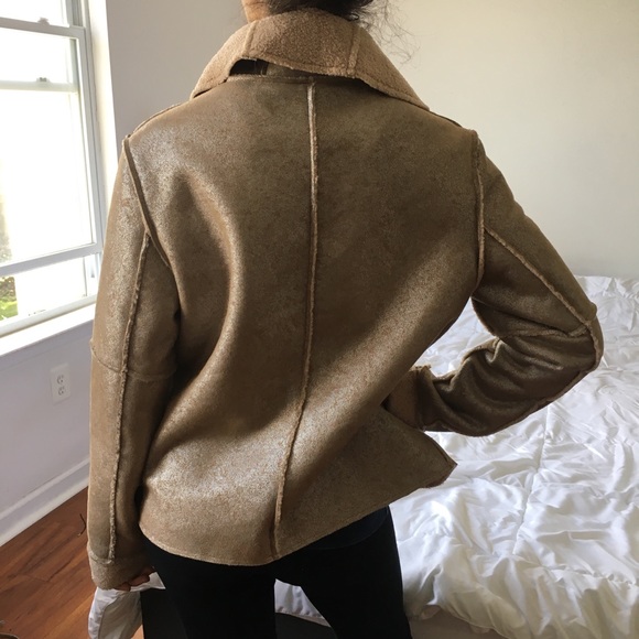 Manduka Shearling jacket - Picture 2 of 7